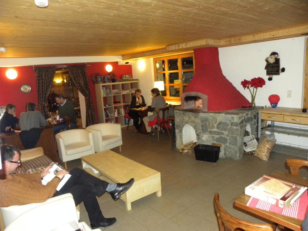 Hotel Restaurant Walliser Sonne Reckingen Εξωτερικό φωτογραφία