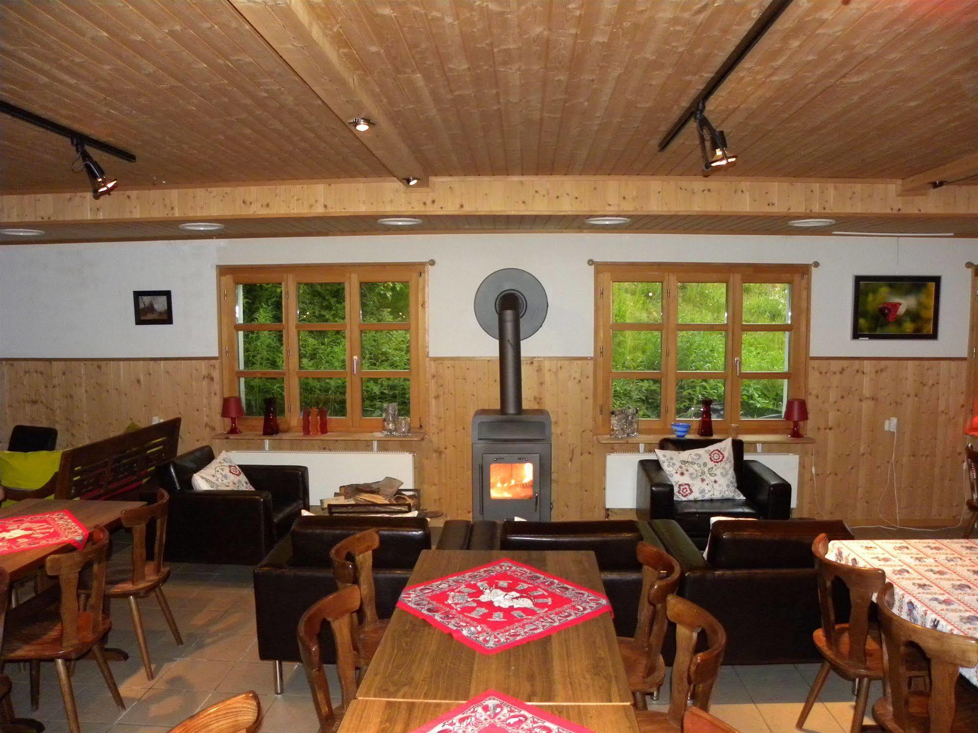 Hotel Restaurant Walliser Sonne Reckingen Εξωτερικό φωτογραφία