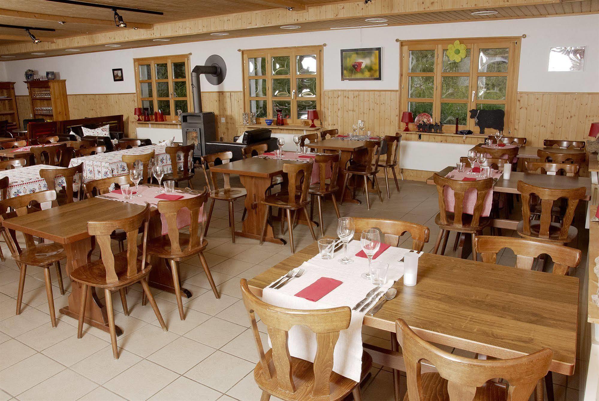 Hotel Restaurant Walliser Sonne Reckingen Εξωτερικό φωτογραφία